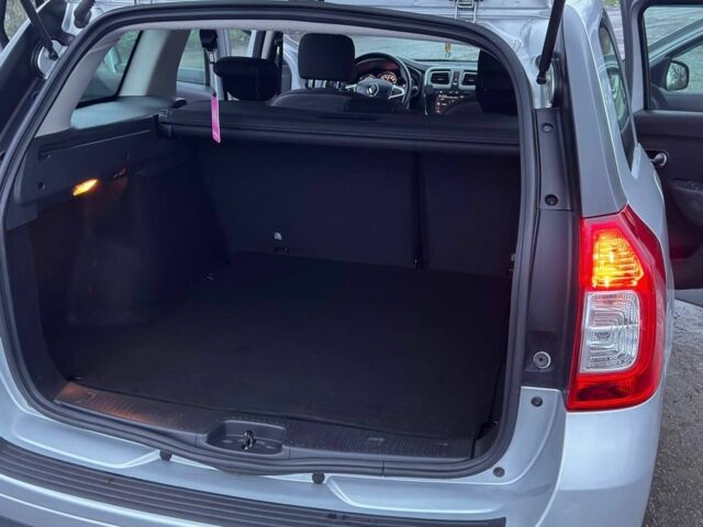 Сірий Рено Логан, об'ємом двигуна 0 л та пробігом 61 тис. км за 11600 $, фото 5 на Automoto.ua