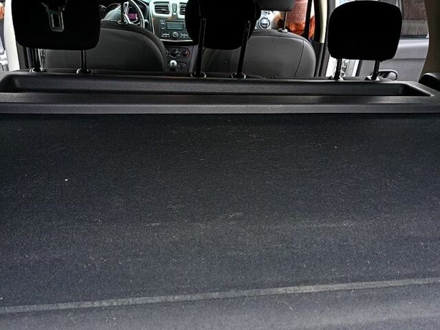 Сірий Рено Логан, об'ємом двигуна 1.5 л та пробігом 190 тис. км за 10500 $, фото 8 на Automoto.ua