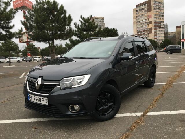 Серый Рено Логан, объемом двигателя 1.5 л и пробегом 229 тыс. км за 12500 $, фото 1 на Automoto.ua