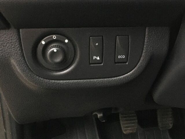 Серый Рено Логан, объемом двигателя 1.5 л и пробегом 229 тыс. км за 12500 $, фото 18 на Automoto.ua