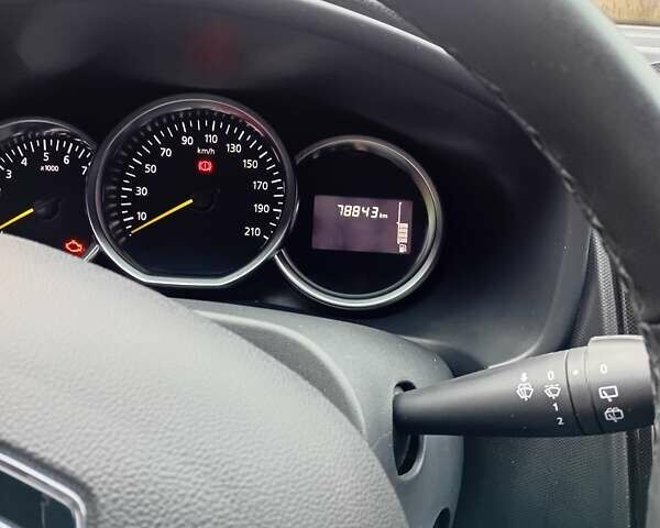 Сірий Рено Логан, об'ємом двигуна 1.46 л та пробігом 79 тис. км за 11000 $, фото 12 на Automoto.ua