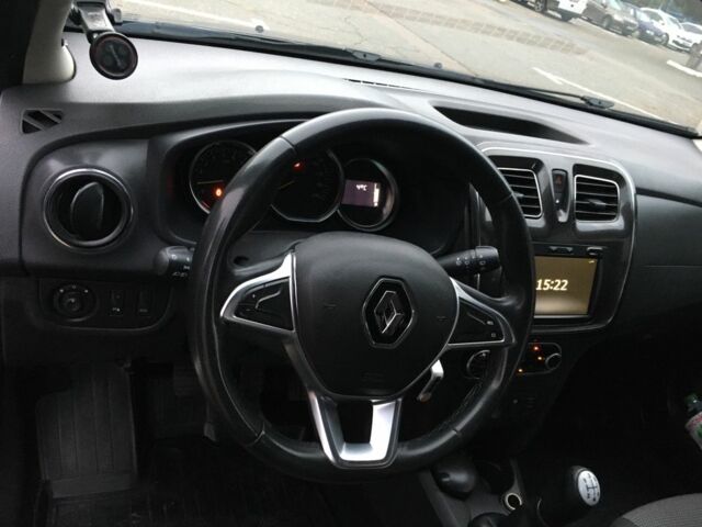 Серый Рено Логан, объемом двигателя 1.5 л и пробегом 229 тыс. км за 12500 $, фото 14 на Automoto.ua