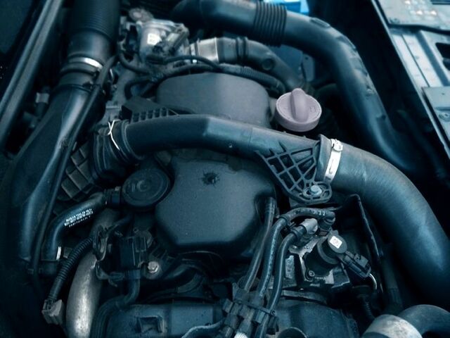 Сірий Рено Логан, об'ємом двигуна 1.5 л та пробігом 57 тис. км за 12800 $, фото 6 на Automoto.ua