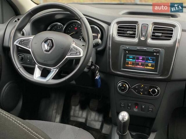 Серый Рено Логан, объемом двигателя 1.46 л и пробегом 38 тыс. км за 12800 $, фото 14 на Automoto.ua
