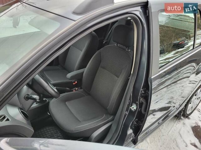 Серый Рено Логан, объемом двигателя 1.46 л и пробегом 43 тыс. км за 12000 $, фото 13 на Automoto.ua