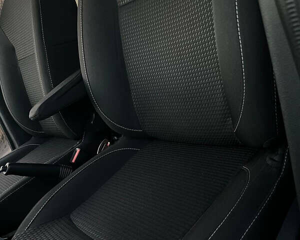 Сірий Рено Логан, об'ємом двигуна 1.46 л та пробігом 52 тис. км за 11500 $, фото 2 на Automoto.ua