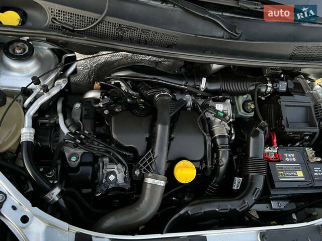 Сірий Рено Логан, об'ємом двигуна 1.46 л та пробігом 52 тис. км за 11500 $, фото 5 на Automoto.ua