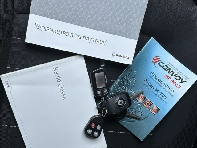 Сірий Рено Логан, об'ємом двигуна 1.5 л та пробігом 64 тис. км за 10800 $, фото 23 на Automoto.ua