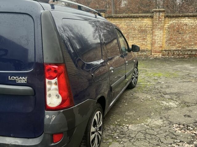Синій Рено Логан, об'ємом двигуна 1.6 л та пробігом 430 тис. км за 3500 $, фото 4 на Automoto.ua