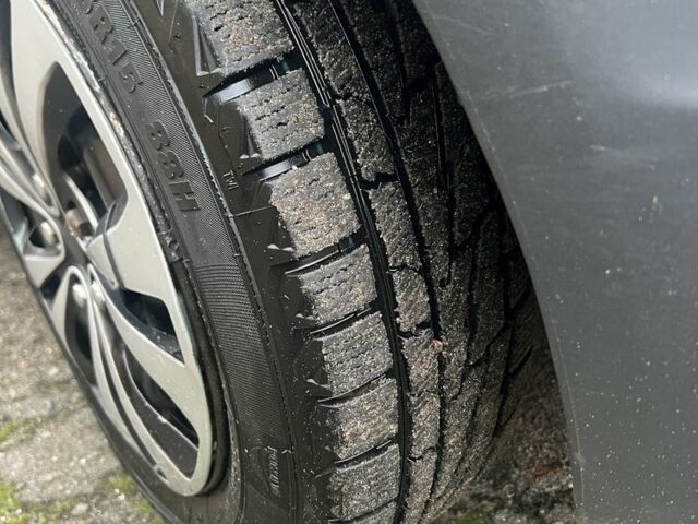 Синій Рено Логан, об'ємом двигуна 1.6 л та пробігом 430 тис. км за 3500 $, фото 17 на Automoto.ua