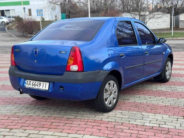 Синий Рено Логан, объемом двигателя 1.6 л и пробегом 250 тыс. км за 2200 $, фото 7 на Automoto.ua