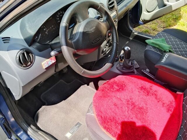 Синій Рено Логан, об'ємом двигуна 1.4 л та пробігом 256 тис. км за 2800 $, фото 7 на Automoto.ua