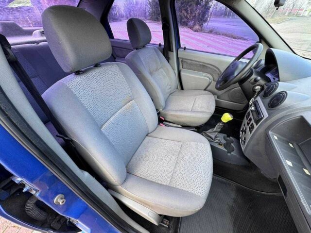 Синий Рено Логан, объемом двигателя 1.6 л и пробегом 250 тыс. км за 2200 $, фото 9 на Automoto.ua