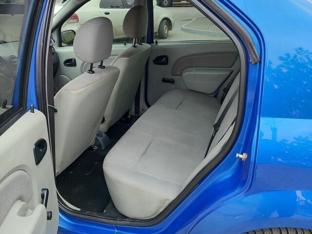 Синий Рено Логан, объемом двигателя 0 л и пробегом 210 тыс. км за 3950 $, фото 10 на Automoto.ua