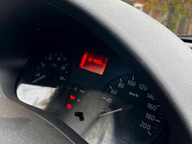 Синий Рено Логан, объемом двигателя 1.4 л и пробегом 121 тыс. км за 1450 $, фото 1 на Automoto.ua