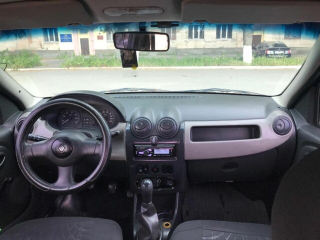 Синий Рено Логан, объемом двигателя 1.4 л и пробегом 259 тыс. км за 1999 $, фото 7 на Automoto.ua