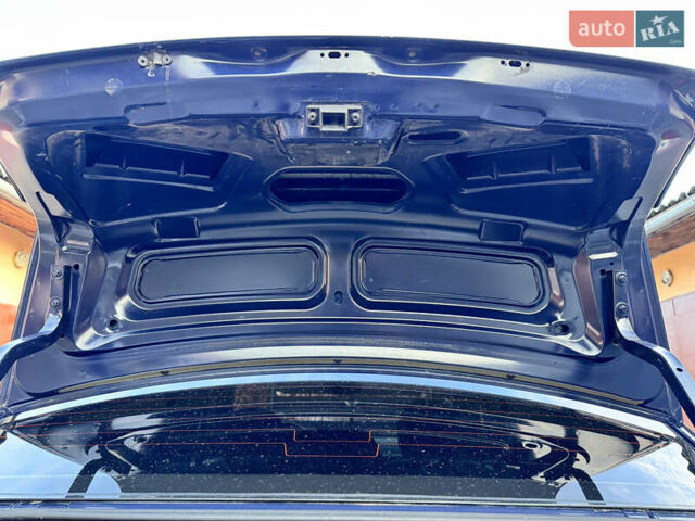 Синій Рено Логан, об'ємом двигуна 1.39 л та пробігом 161 тис. км за 4650 $, фото 38 на Automoto.ua