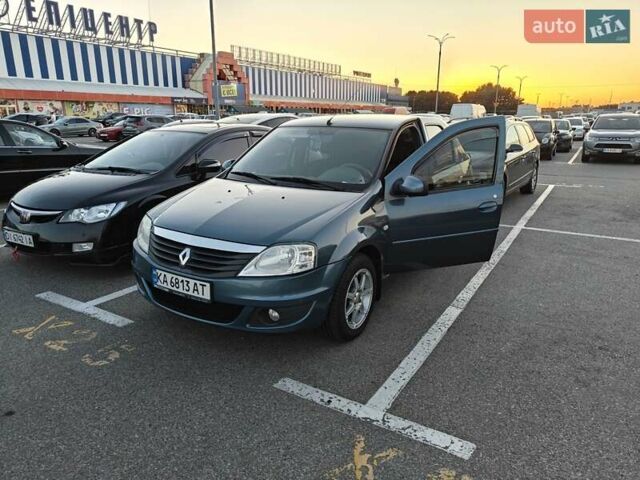 Синій Рено Логан, об'ємом двигуна 1.6 л та пробігом 230 тис. км за 4500 $, фото 1 на Automoto.ua
