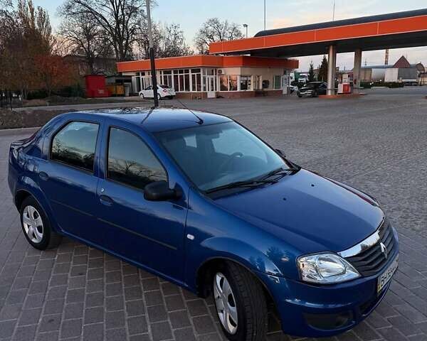 Синій Рено Логан, об'ємом двигуна 1.46 л та пробігом 264 тис. км за 3800 $, фото 3 на Automoto.ua