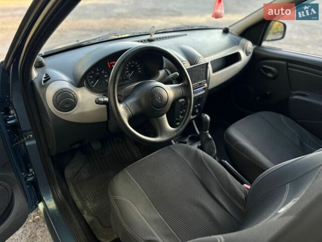 Синий Рено Логан, объемом двигателя 1.39 л и пробегом 147 тыс. км за 3700 $, фото 10 на Automoto.ua