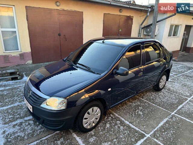 Синій Рено Логан, об'ємом двигуна 1.39 л та пробігом 161 тис. км за 4650 $, фото 19 на Automoto.ua