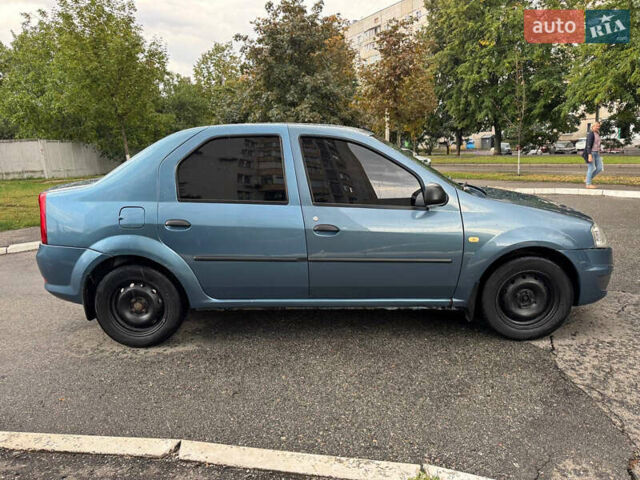 Синій Рено Логан, об'ємом двигуна 1.39 л та пробігом 310 тис. км за 3500 $, фото 5 на Automoto.ua