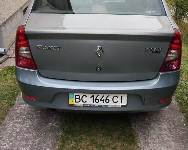 Синій Рено Логан, об'ємом двигуна 1.39 л та пробігом 88 тис. км за 5800 $, фото 3 на Automoto.ua