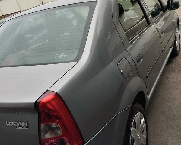 Синій Рено Логан, об'ємом двигуна 1.39 л та пробігом 88 тис. км за 5800 $, фото 5 на Automoto.ua