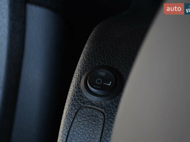 Синій Рено Логан, об'ємом двигуна 1.4 л та пробігом 51 тис. км за 5200 $, фото 27 на Automoto.ua