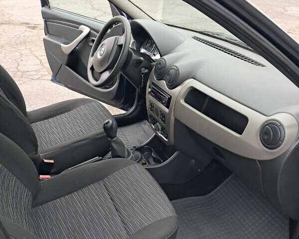 Синий Рено Логан, объемом двигателя 1.4 л и пробегом 148 тыс. км за 4999 $, фото 12 на Automoto.ua