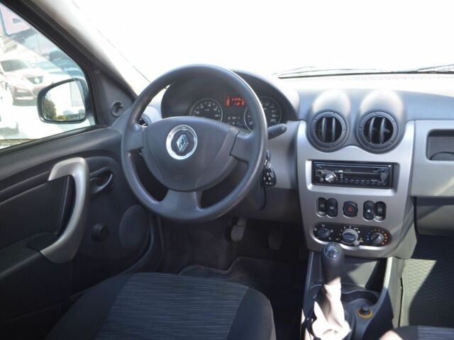 Синий Рено Логан, объемом двигателя 1.4 л и пробегом 51 тыс. км за 5200 $, фото 18 на Automoto.ua