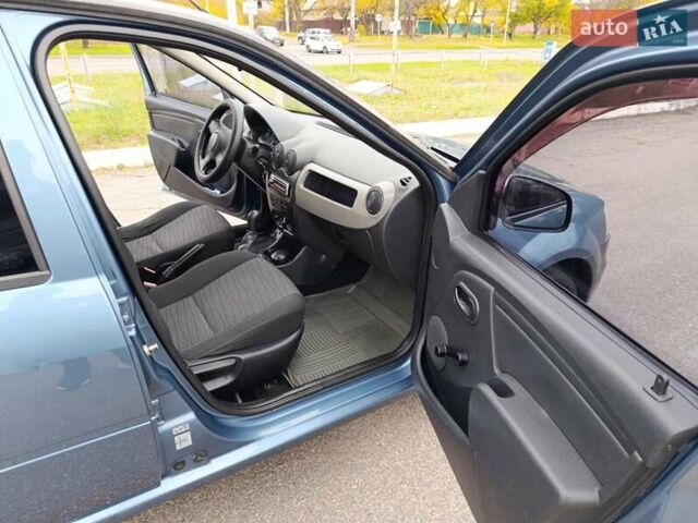 Синий Рено Логан, объемом двигателя 1.4 л и пробегом 75 тыс. км за 4850 $, фото 26 на Automoto.ua