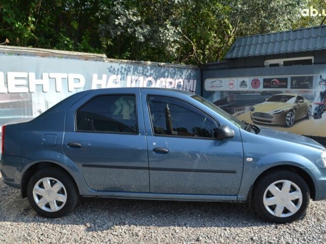 Синий Рено Логан, объемом двигателя 1.4 л и пробегом 51 тыс. км за 5200 $, фото 3 на Automoto.ua