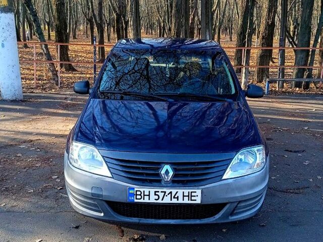 Синий Рено Логан, объемом двигателя 1.4 л и пробегом 190 тыс. км за 2700 $, фото 2 на Automoto.ua
