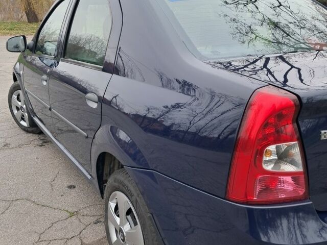 Синий Рено Логан, объемом двигателя 1.4 л и пробегом 148 тыс. км за 4999 $, фото 3 на Automoto.ua