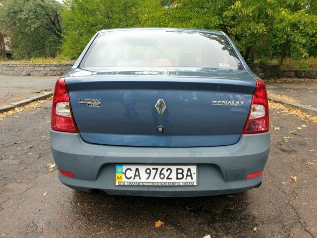 Синий Рено Логан, объемом двигателя 1.4 л и пробегом 250 тыс. км за 2900 $, фото 3 на Automoto.ua