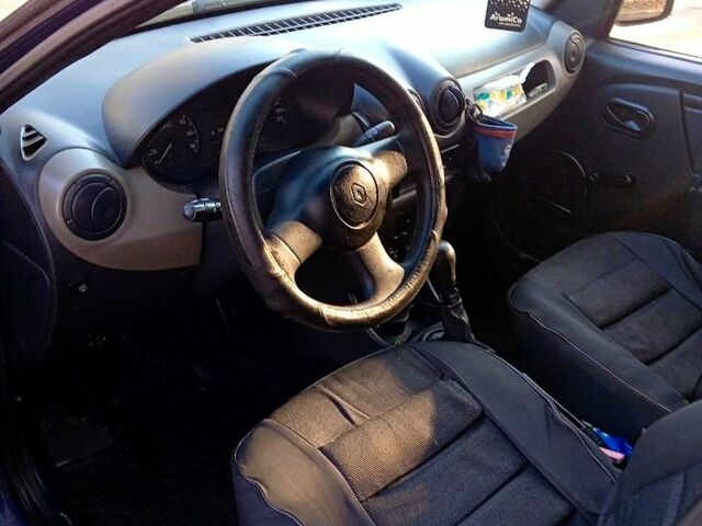 Синий Рено Логан, объемом двигателя 1.4 л и пробегом 190 тыс. км за 2700 $, фото 8 на Automoto.ua