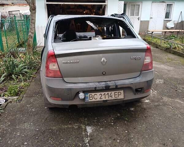 Синий Рено Логан, объемом двигателя 1.39 л и пробегом 304 тыс. км за 1300 $, фото 4 на Automoto.ua