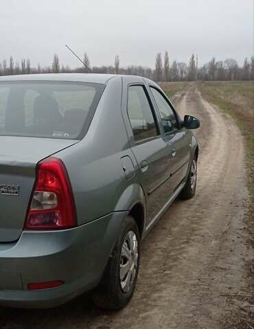 Синий Рено Логан, объемом двигателя 1.39 л и пробегом 267 тыс. км за 4300 $, фото 2 на Automoto.ua