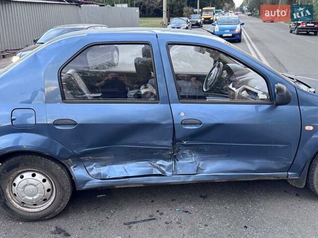 Синий Рено Логан, объемом двигателя 1.39 л и пробегом 80 тыс. км за 1000 $, фото 1 на Automoto.ua