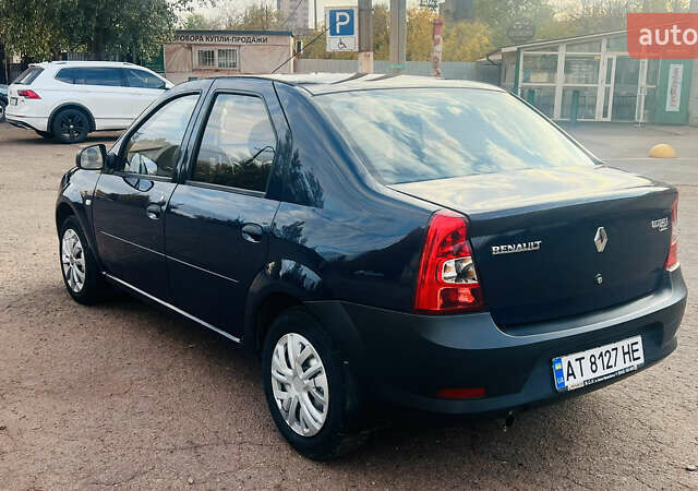 Синий Рено Логан, объемом двигателя 1.39 л и пробегом 218 тыс. км за 4500 $, фото 2 на Automoto.ua