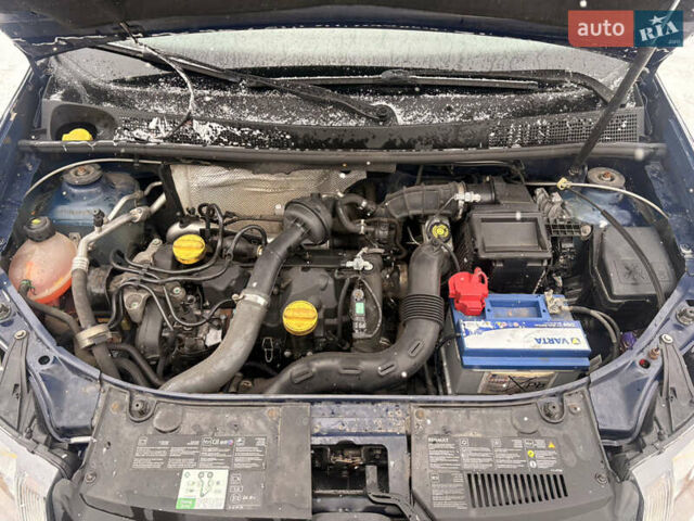 Синій Рено Логан, об'ємом двигуна 1.46 л та пробігом 117 тис. км за 5500 $, фото 14 на Automoto.ua