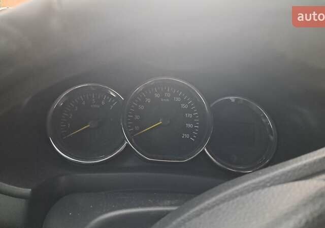 Синий Рено Логан, объемом двигателя 1.15 л и пробегом 151 тыс. км за 5300 $, фото 4 на Automoto.ua