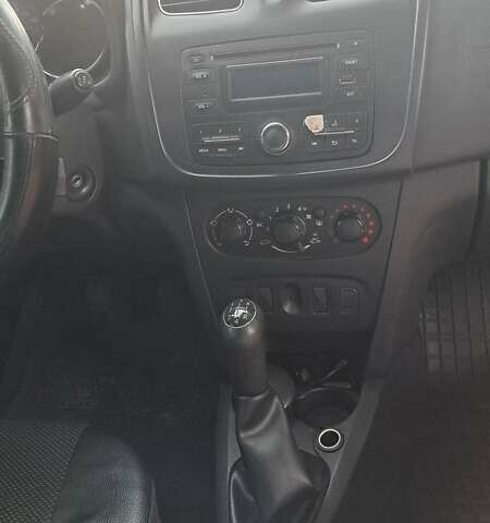 Синий Рено Логан, объемом двигателя 1.15 л и пробегом 151 тыс. км за 5300 $, фото 6 на Automoto.ua