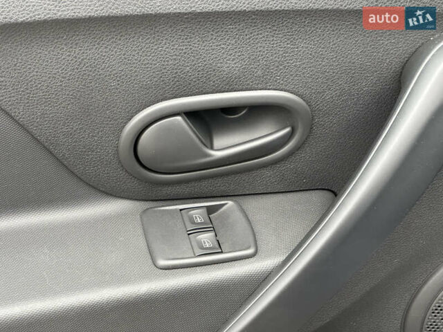 Синий Рено Логан, объемом двигателя 1.5 л и пробегом 171 тыс. км за 6700 $, фото 12 на Automoto.ua