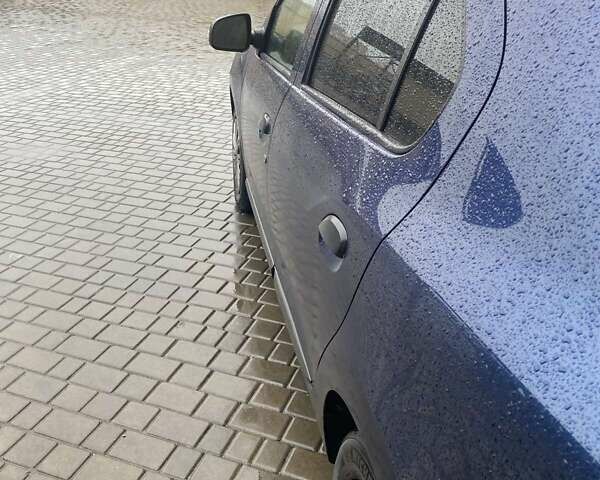 Синий Рено Логан, объемом двигателя 1.46 л и пробегом 260 тыс. км за 6900 $, фото 7 на Automoto.ua