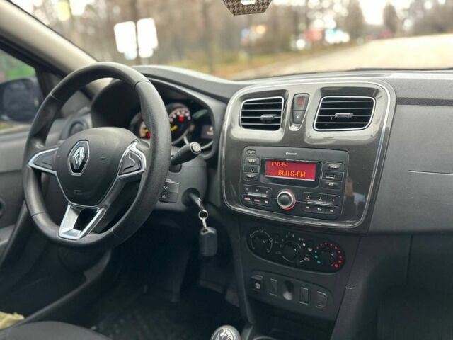 Синий Рено Логан, объемом двигателя 1 л и пробегом 100 тыс. км за 6100 $, фото 18 на Automoto.ua