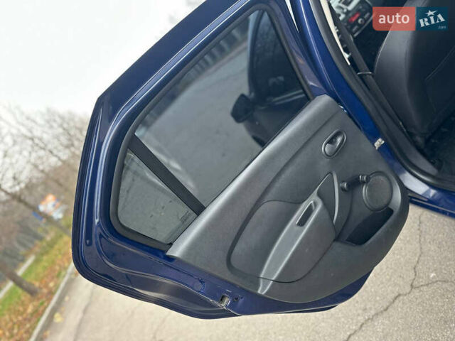 Синій Рено Логан, об'ємом двигуна 1 л та пробігом 98 тис. км за 6200 $, фото 14 на Automoto.ua