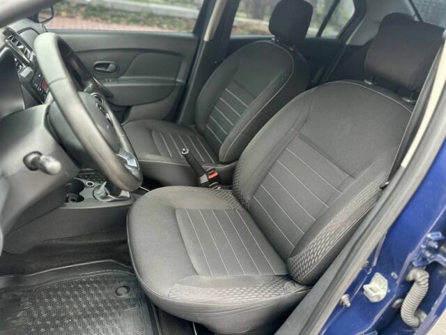 Синий Рено Логан, объемом двигателя 1 л и пробегом 100 тыс. км за 6100 $, фото 13 на Automoto.ua