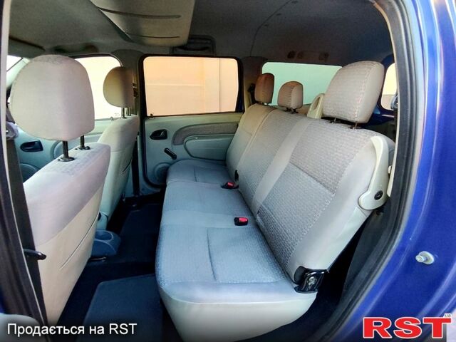 Синий Рено Логан, объемом двигателя 1.6 л и пробегом 220 тыс. км за 4800 $, фото 8 на Automoto.ua
